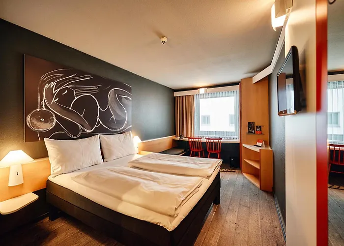 Ibis Hotel 3*