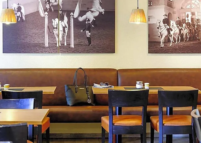 Ibis Hotel 3*